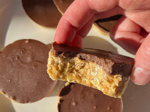 4 Ingredient Peanut Butter Cups (and a bonus recipe!) – Murphy